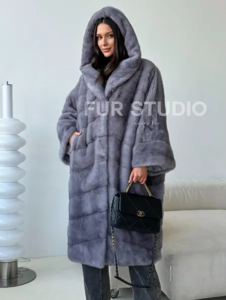 Голубая норковая шуба с капюшоном oversize - фото 5