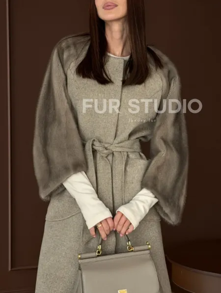 Женское пальто с меховыми рукавами из норки - фото 2