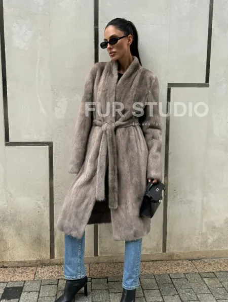 Стильная шуба из скандинавской норки - фото 0