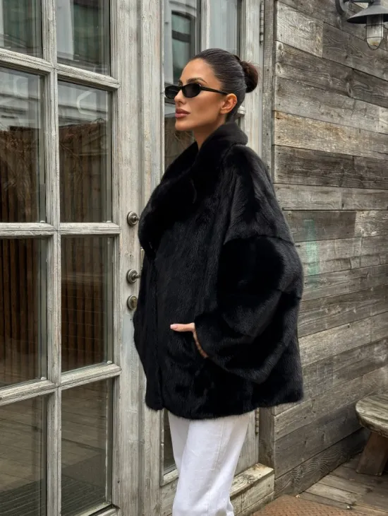 Женский норковый полушубок оверсайз в цвете Black, английский воротник - фото 10