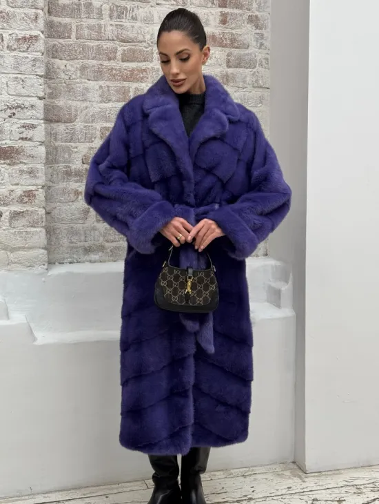 Норковая шуба кимоно с английским воротником в фиолетовом цвете - фото 6