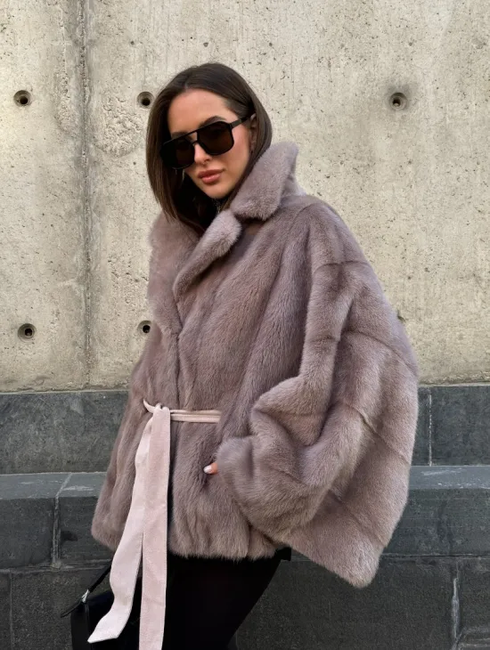 Автоледи из норки под пояс, фасон 