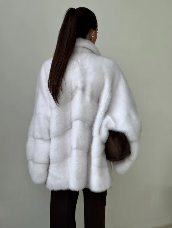 Белый норковый полушубок - фото 3
