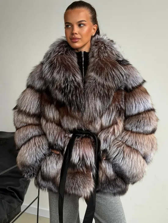 Шуба из меха лисы блюфрост - фото 4