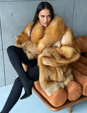 Шуба из натурального меха лисы - фото 5
