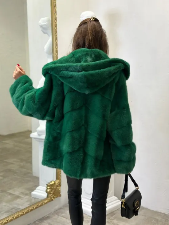 Норковый полушубок с капюшоном - цвет изумруд - фото 3
