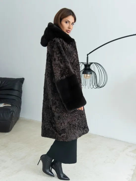 Уголь шуба из каракульчи и норки с капюшоном - фото 3
