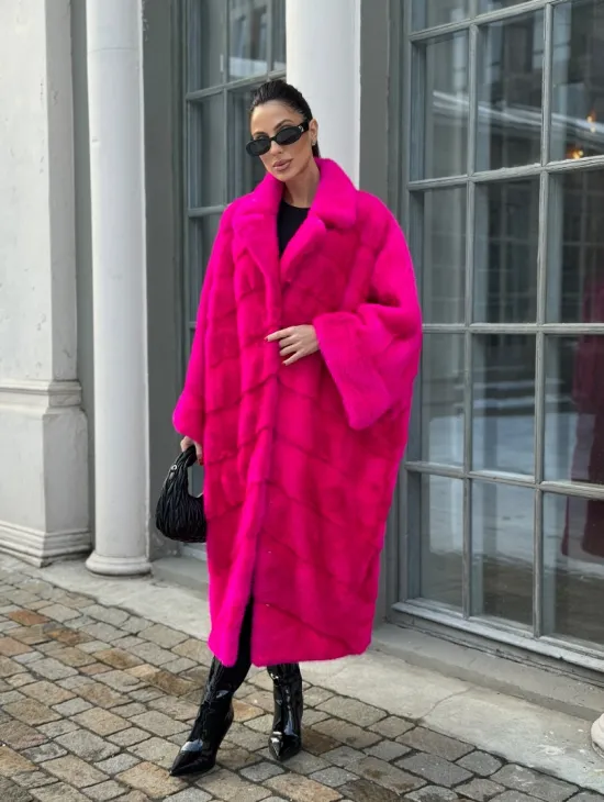 Шуба из меха норки в стиле Oversize - цвет фуксия - фото 3