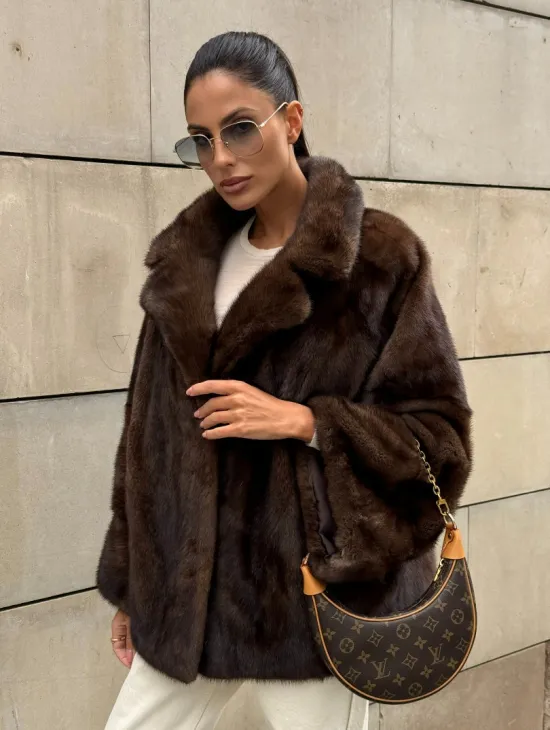 Короткая норковая шуба английский воротник роспуск - фото 0